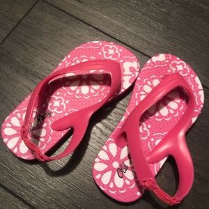 Old Navy toddler flip flops with back - NWOT